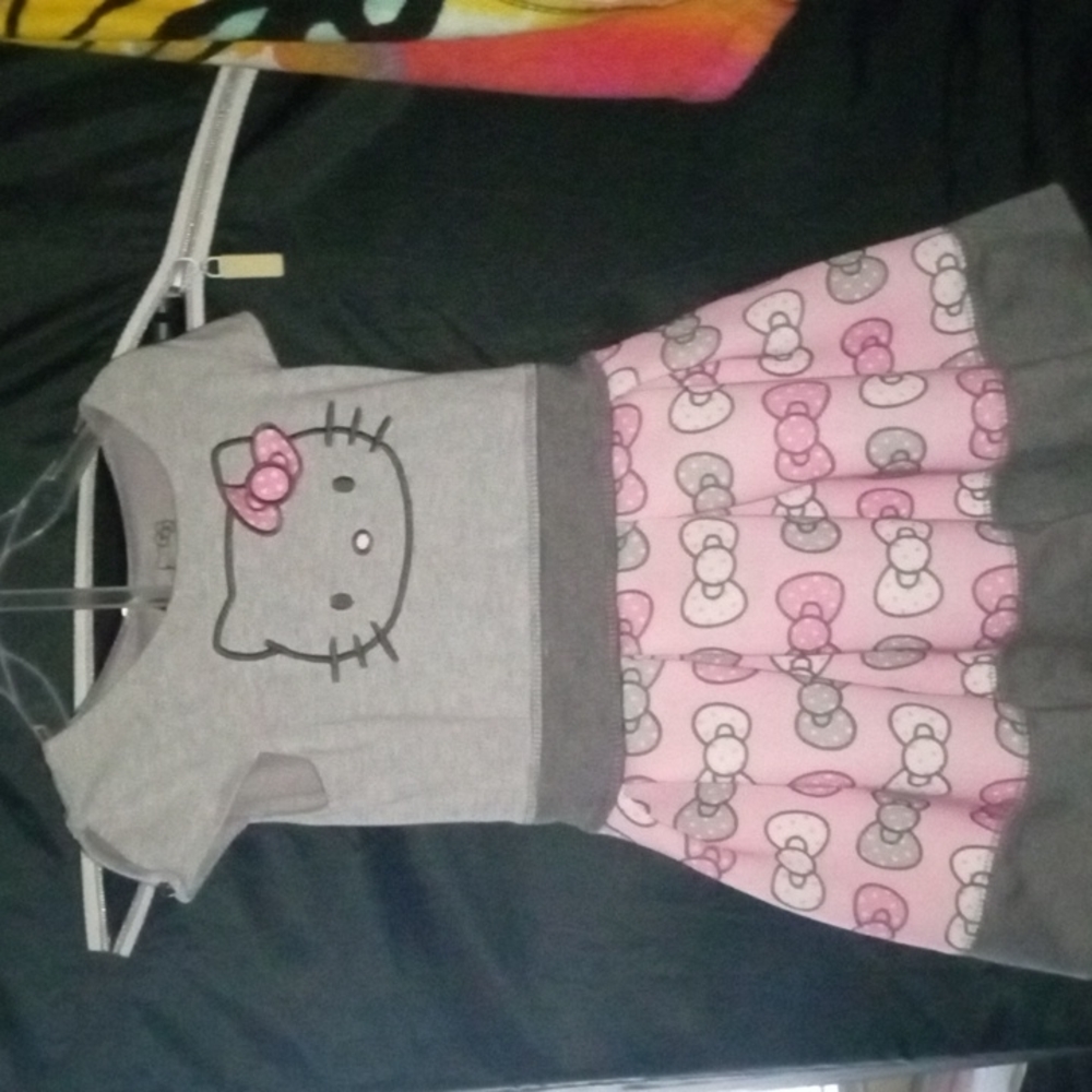 Bundle of 3T girls clothes